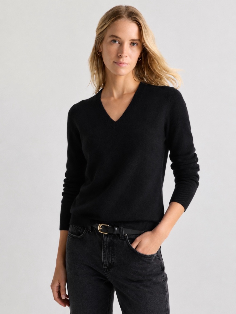 C by Bloomingdale's Women 100% 2 Ply Cashmere V -Neck Sweater Sz S Black Luxury